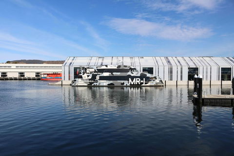 Hotel Grand Chancellor Hobart - Rental Cars 0