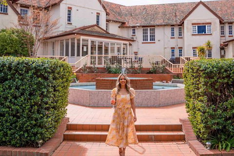 Mercure Canberra - Rental Cars 1