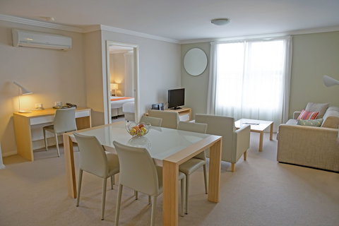 Quest Wollongong - Rental Cars 5