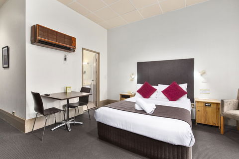 Adelaide Paringa - Rental Cars 6