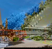 Best Western Cathedral Motor Inn - Rental Cars