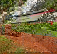 Bayside Holiday Apartments - Rental Cars