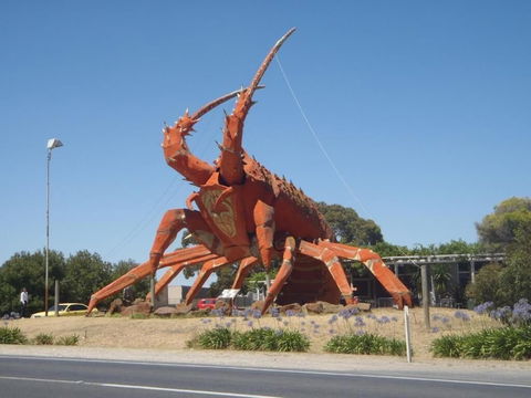 Kingston Lobster Motel - Rental Cars 2