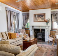 Reillys Wines Heritage Cottages - Rental Cars