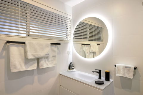 Valley View Bed & Breakfast - Rental Cars 3