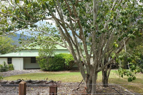 Karamea Homestead - Rental Cars 2