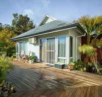 Glenelg on King Bed  Breakfast - Rental Cars