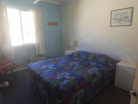 Kalbarri Backpackers YHA - Rental Cars 3