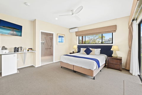 Ana Mandara Luxury Bed & Breakfast - Rental Cars 4