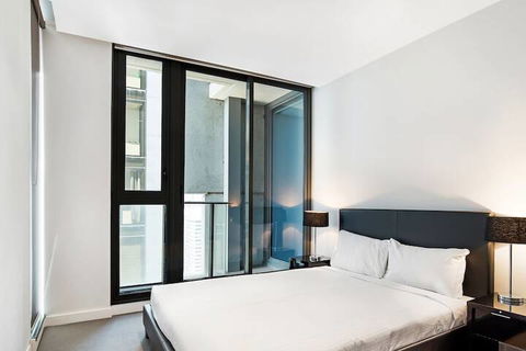 IFSuites (IFSTAYS) Upper West Side Apartment - Rental Cars 1