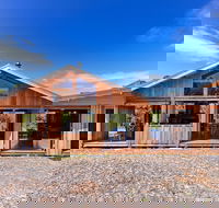 Bruny Island Lodge - Rental Cars
