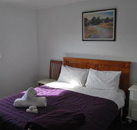 Maple Tree Cottage - Rental Cars