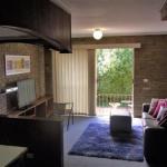 A Furnished Townhouse In Goulburn - Rental Cars 0