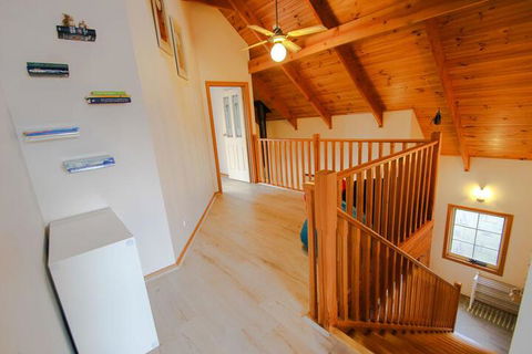 Halinka Lodge - Rental Cars 2