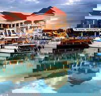 The Marina Hotel - Mindarie - Rental Cars