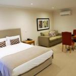 Allansford Hotel Motel - Rental Cars 0