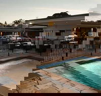 New Crossing Place Motel  Apartments - Rental Cars