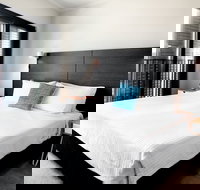 Veriu Randwick - Rental Cars