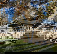 NRMA Port Macquarie Breakwall Holiday Park - Rental Cars