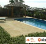 La Mer Home with a Pool - Rental Cars