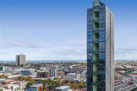 Habitat Complex - Rental Cars 0