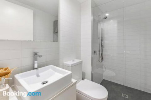 Habitat Complex - Rental Cars 7