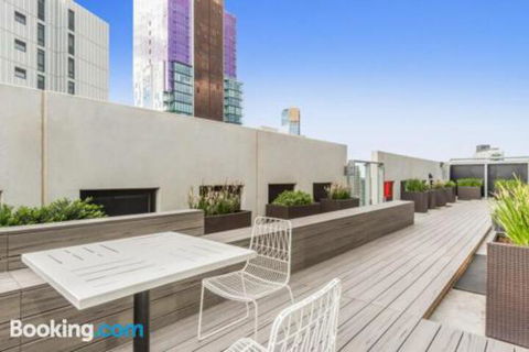 Habitat Complex - Rental Cars 6