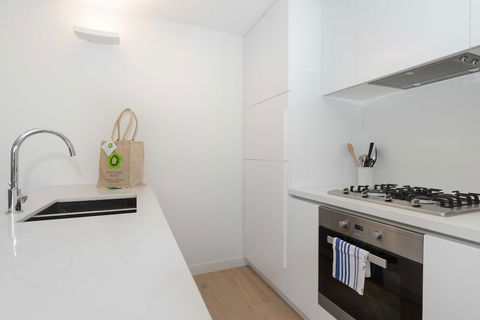 Boutique Stays - The Lincoln - Rental Cars 4