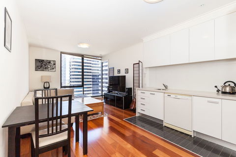 PIPER, 1BDR Southbank Apartment - Rental Cars 0