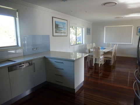 NRMA Woodgate Beach Holiday Park - Rental Cars 3