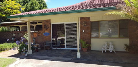Amore Casa Tenterfield - Rental Cars 0