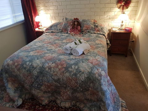 Amore Casa Tenterfield - Rental Cars 2