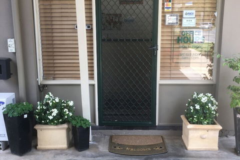 Central Wangaratta Motel - Rental Cars 0