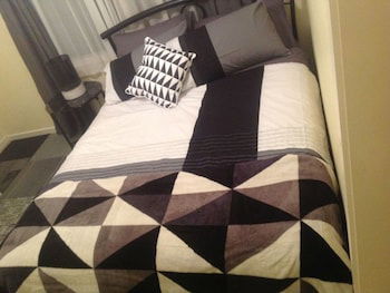 Amaroo Arte House Wangaratta - Rental Cars 0