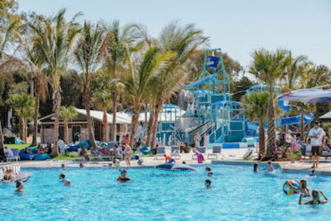 Big4 Sandstone Point Holiday Resort - Rental Cars 0