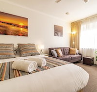 Ocean Sunset Glenelg Central Studio Apt - Rental Cars