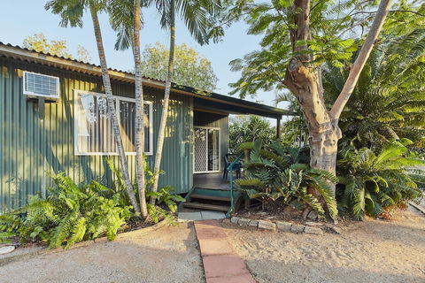 RAC Cable Beach Holiday Park - Rental Cars 2