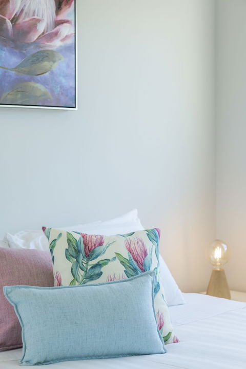 Astra Apartments Merewether - Rental Cars 6