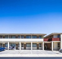 Fantasia Glenelg Studio Apartments - Rental Cars
