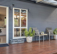Three Beaches - Chic Eco Home Tasmania - Rental Cars