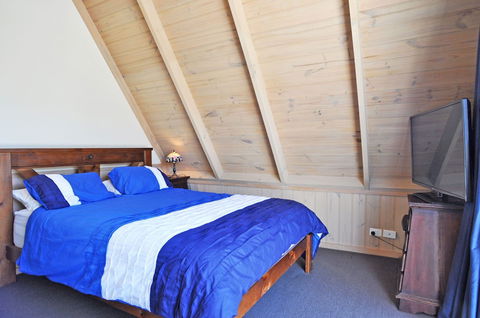 Archies Beachside Abode PET Friendly - Rental Cars 3