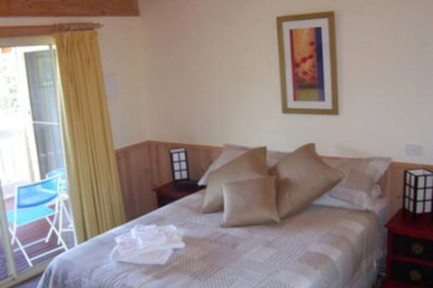 Yarraglen BnB - Rental Cars 4