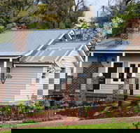 Marysville Garden Cottages - Rental Cars