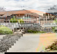 Bathurst Motor Inn - Rental Cars