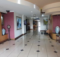 Springwood Tower Apartment Hotel - Rental Cars