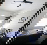 Hotel Gosford - Rental Cars