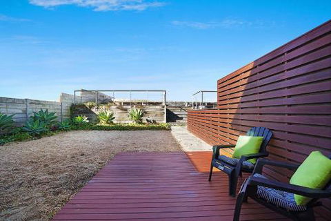 Perfect Beach Front Duplex The Entrance North - Rental Cars 4