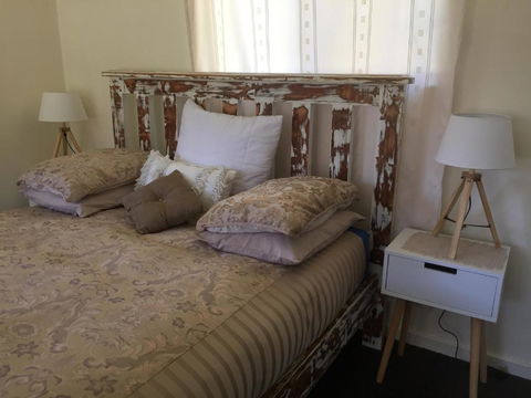 A Peaceful Cabin In The Country - Rental Cars 6