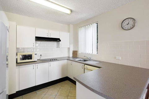 Kamillaroi Walk To Restaurants Cafes & Beach! - Rental Cars 2