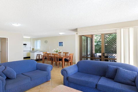 Kamillaroi Walk To Restaurants Cafes & Beach! - Rental Cars 4